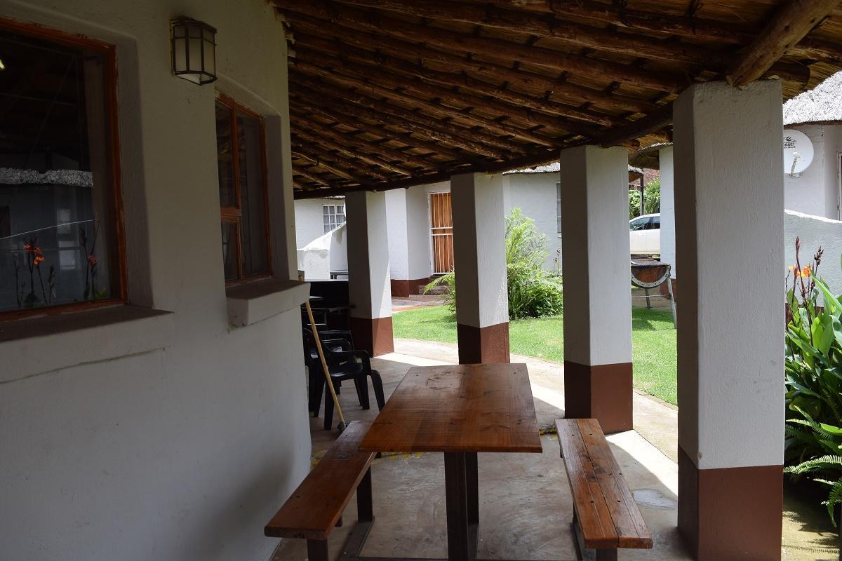 Sheri'S Lodge & Backpackers Graskop Ngoại thất bức ảnh